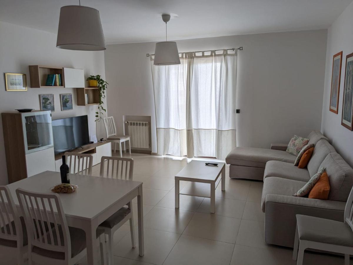 טאראנטו La Casa Dei Due Mari - Large Apartment With Parking מראה חיצוני תמונה