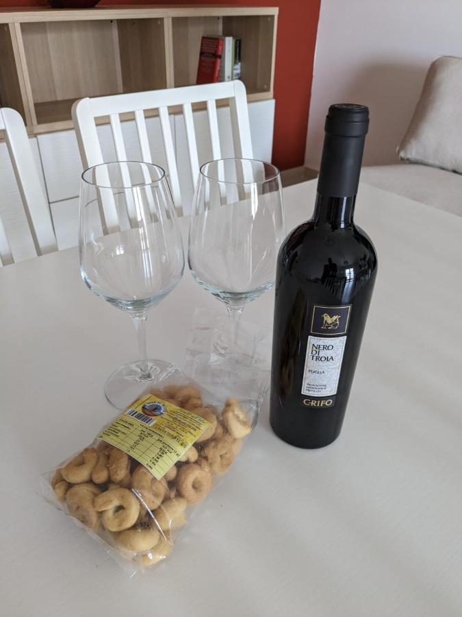 טאראנטו La Casa Dei Due Mari - Large Apartment With Parking מראה חיצוני תמונה