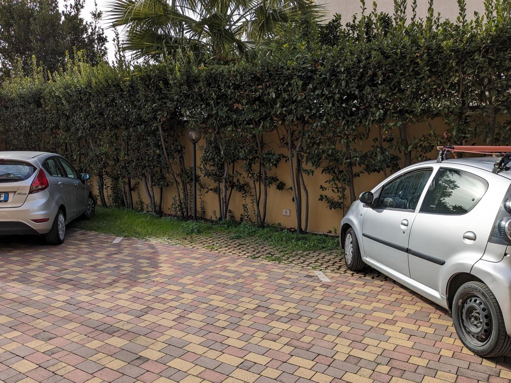 טאראנטו La Casa Dei Due Mari - Large Apartment With Parking מראה חיצוני תמונה